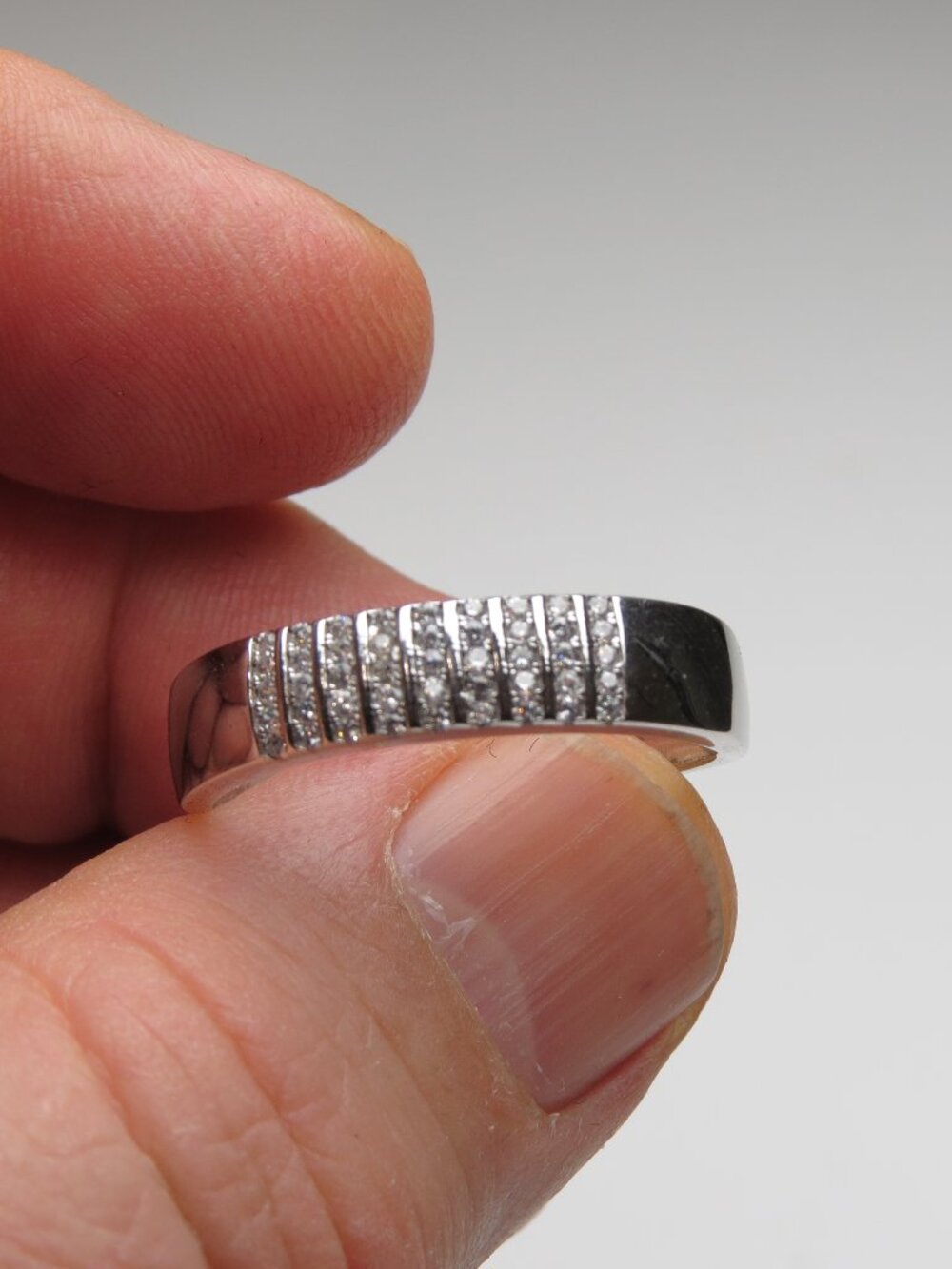 *925 Sterling Silver Diamond Band
